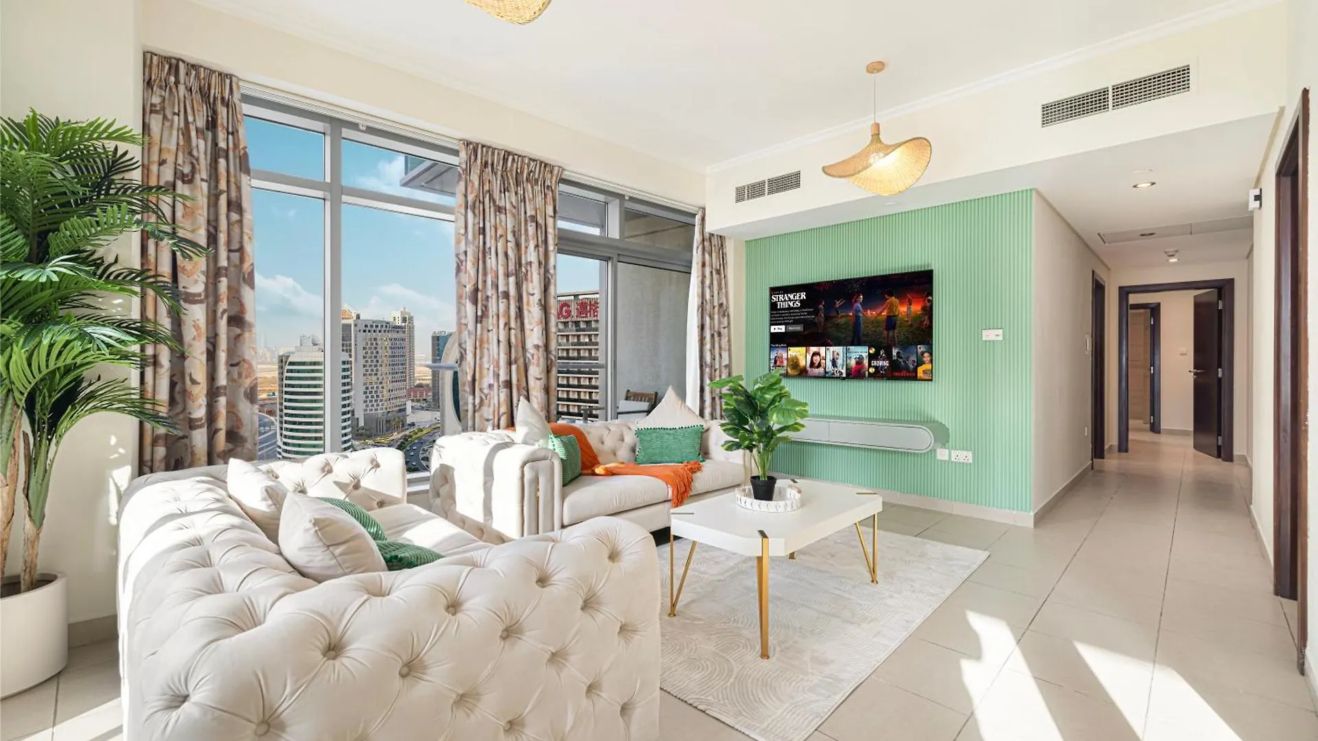 Serene Cozy 2Br Near Burj Khalifa Dubai Apartment