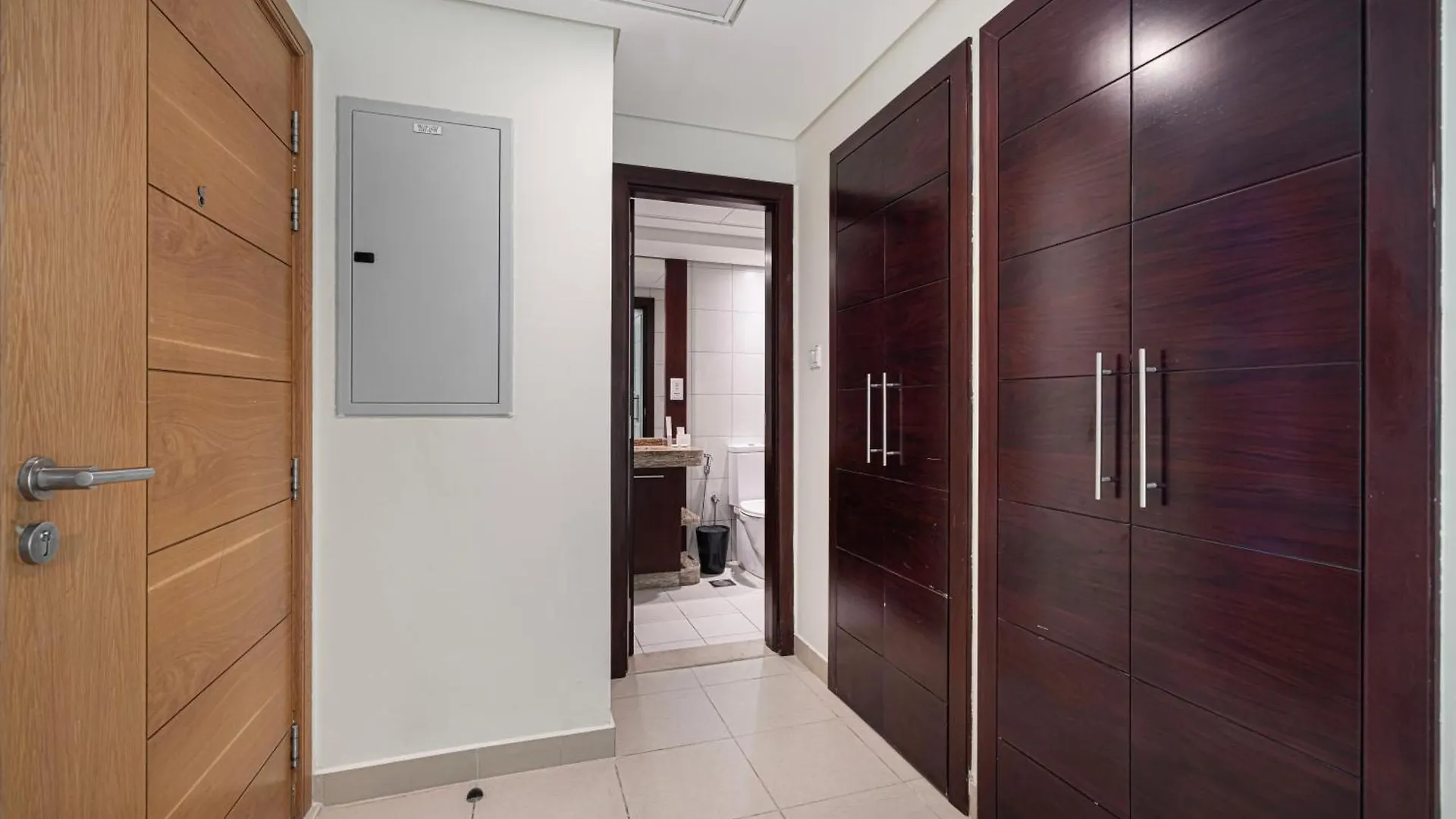 Serene Cozy 2Br Near Burj Khalifa Dubai 0*,  United Arab Emirates