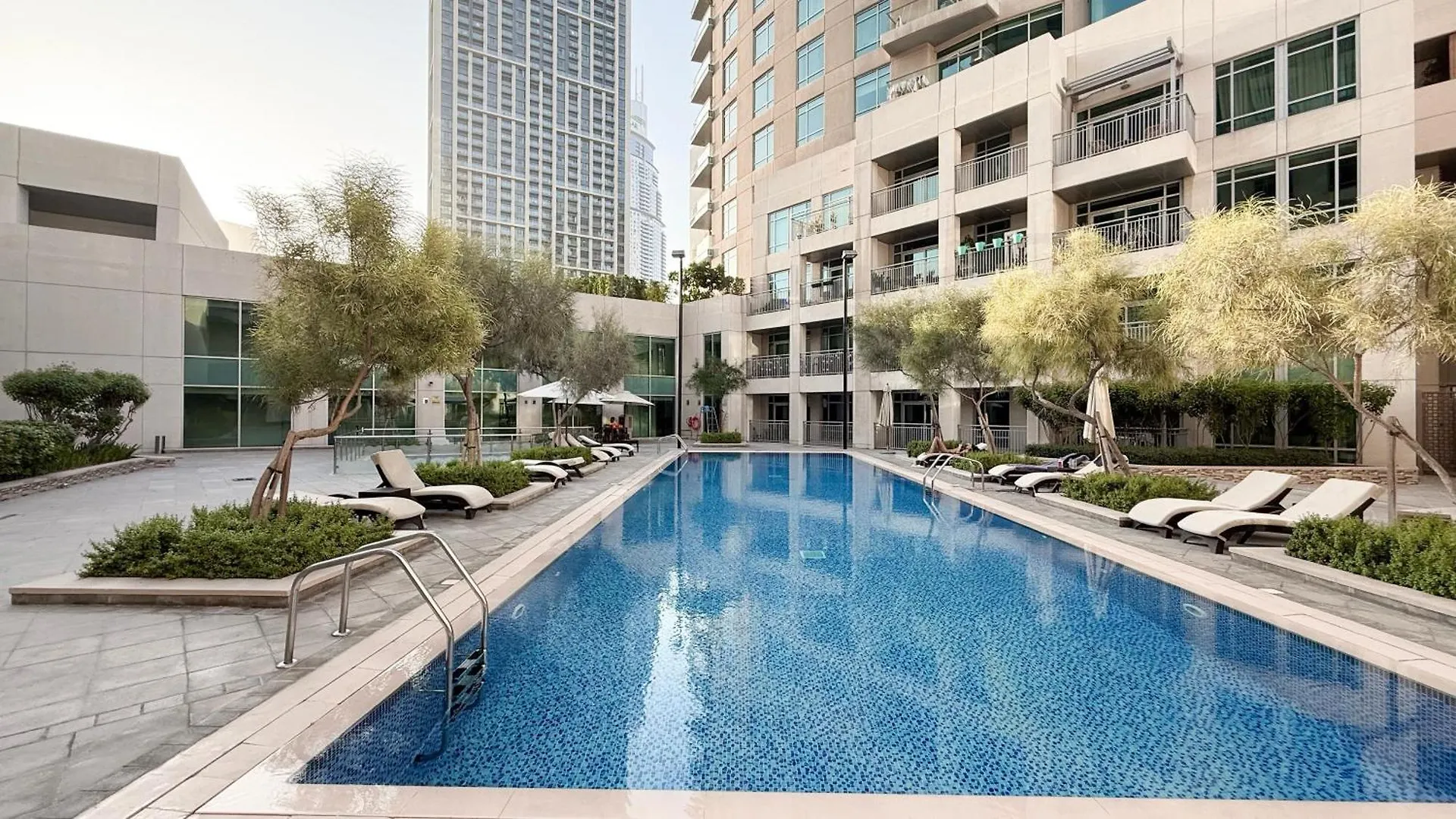 Serene Cozy 2Br Near Burj Khalifa Dubai United Arab Emirates