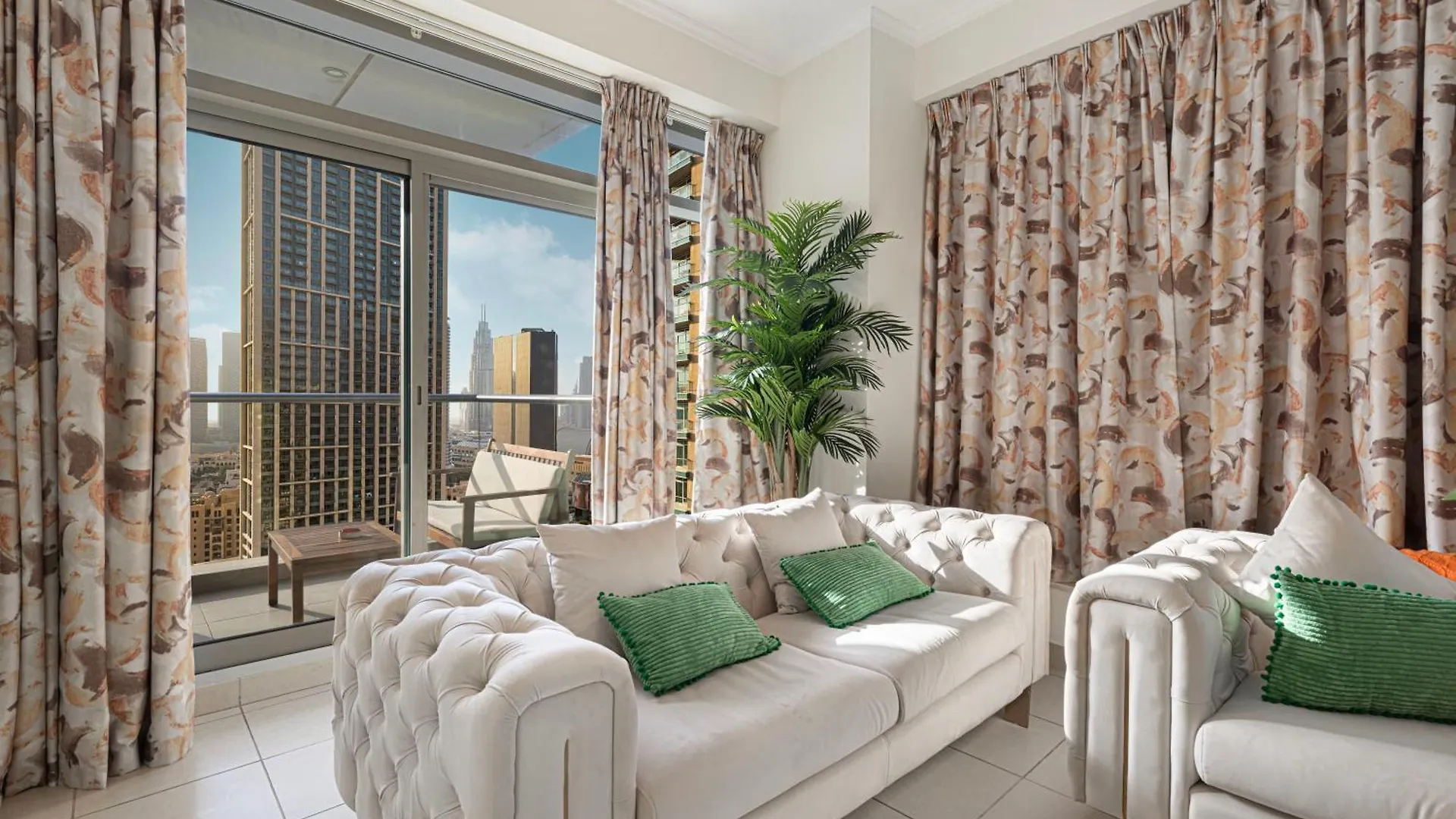 Serene Cozy 2Br Near Burj Khalifa 迪拜