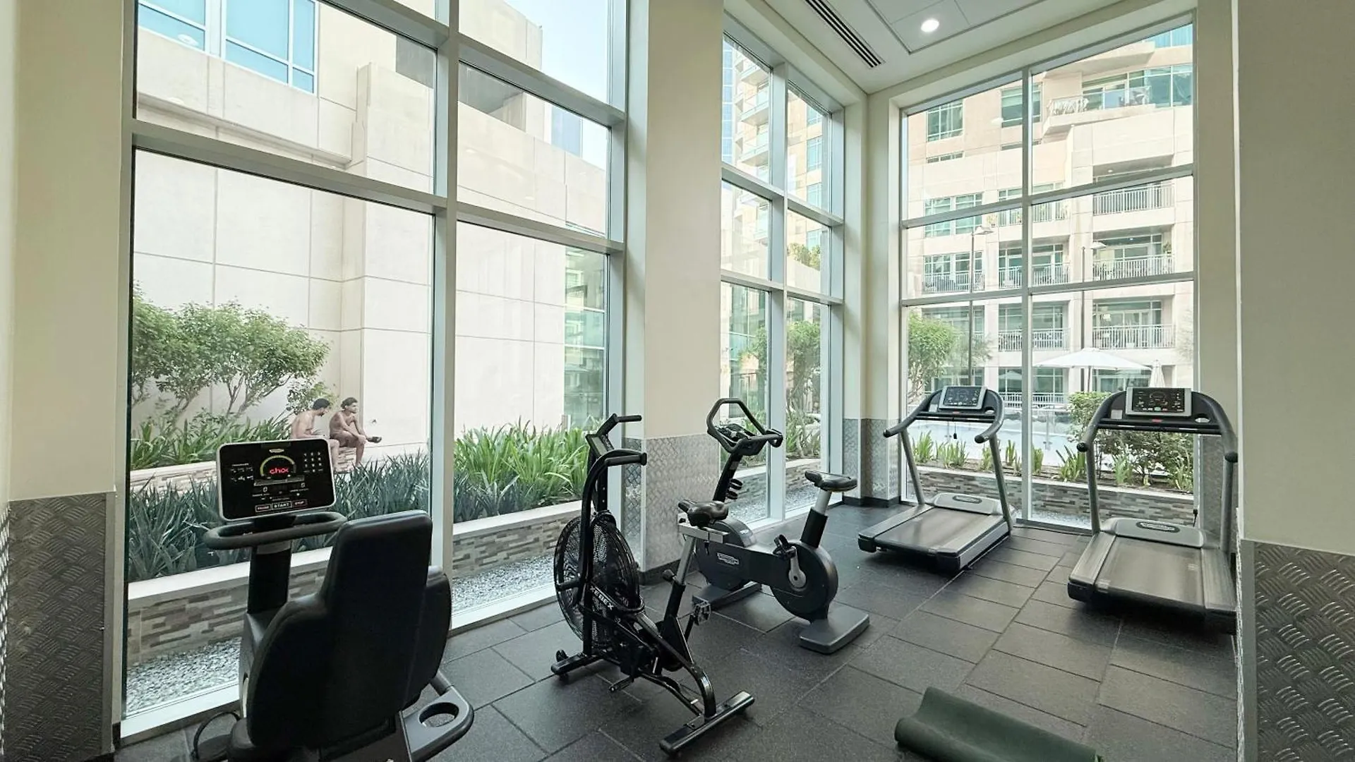 Serene Cozy 2Br Near Burj Khalifa 迪拜 公寓