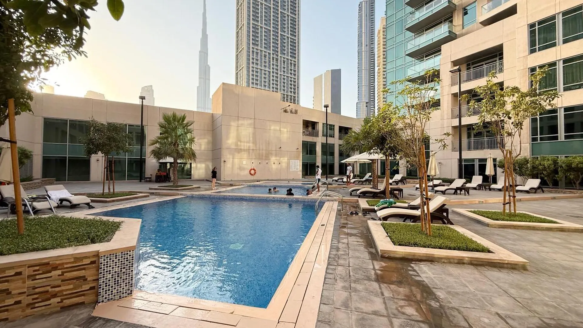 Serene Cozy 2Br Near Burj Khalifa 迪拜 0*,