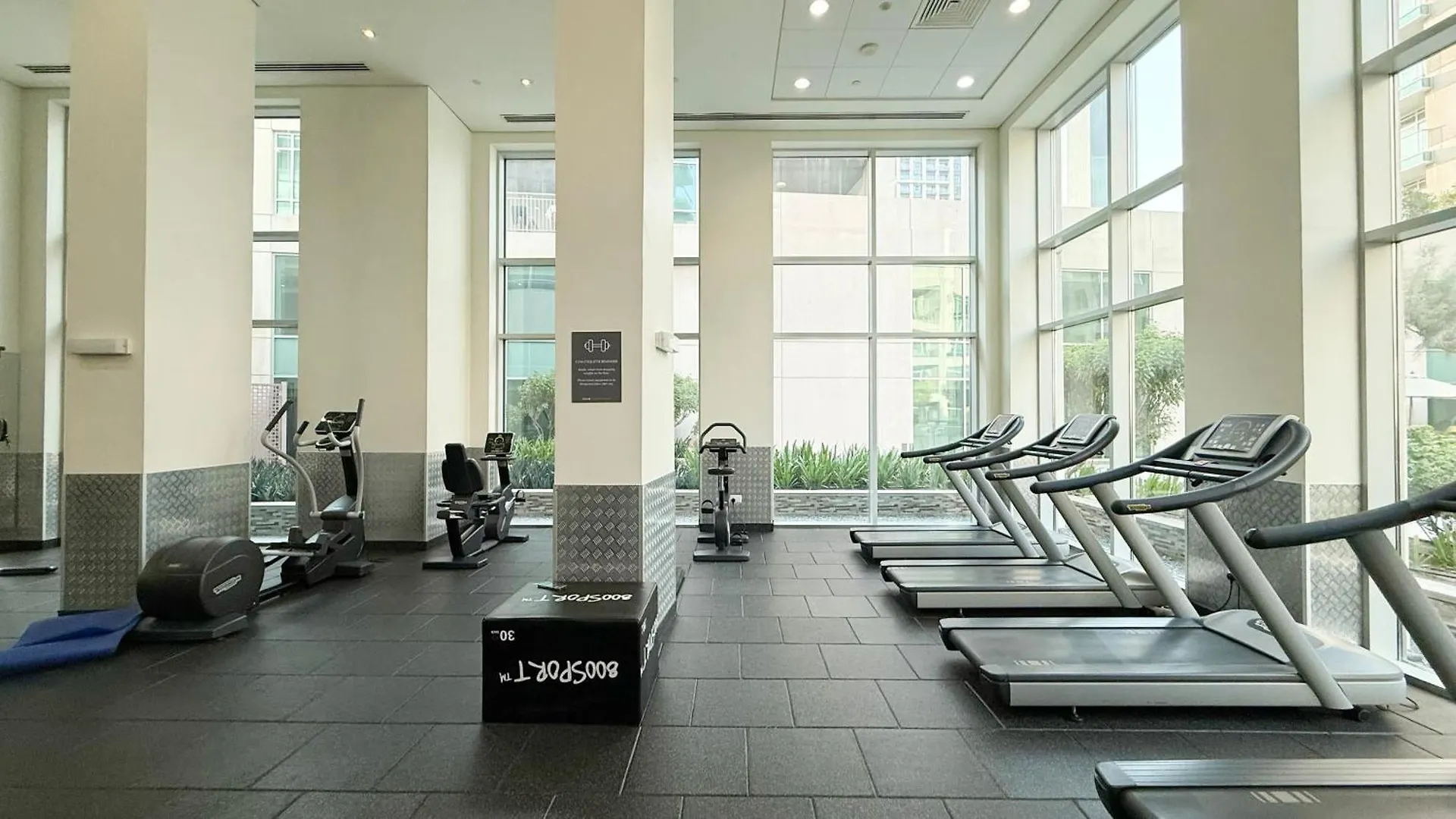 Serene Cozy 2Br Near Burj Khalifa 迪拜 公寓